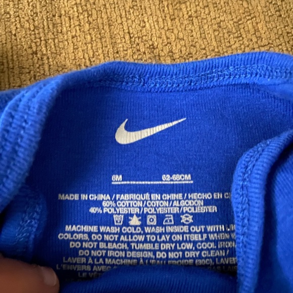 Nike Onesies - Picture 2 of 3